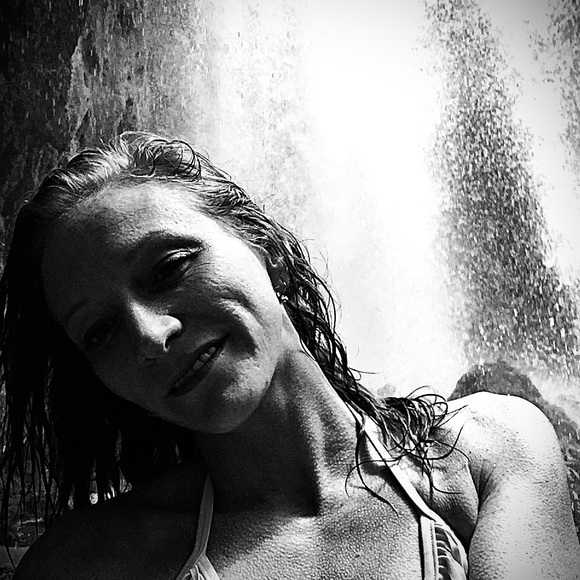 Meet your Posher, Tasha - Picture 6 of 8